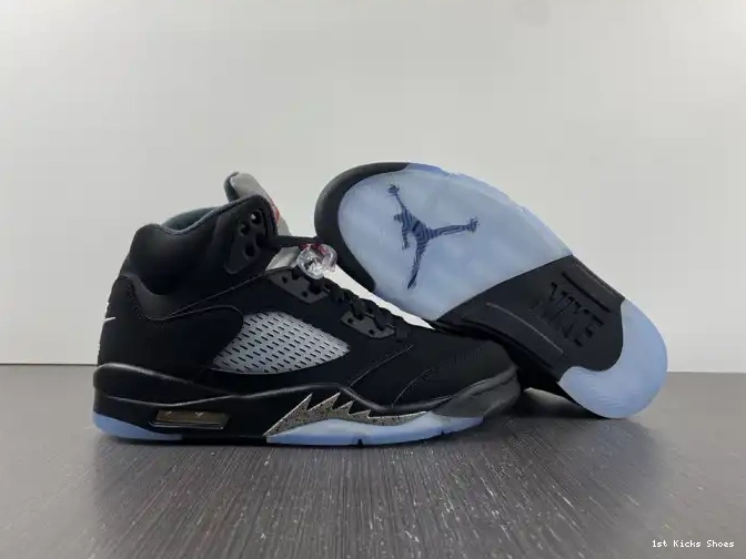 1st Kicks Shoes (2016) Retro Metallic Jordan 845035-003 Black 5 0502